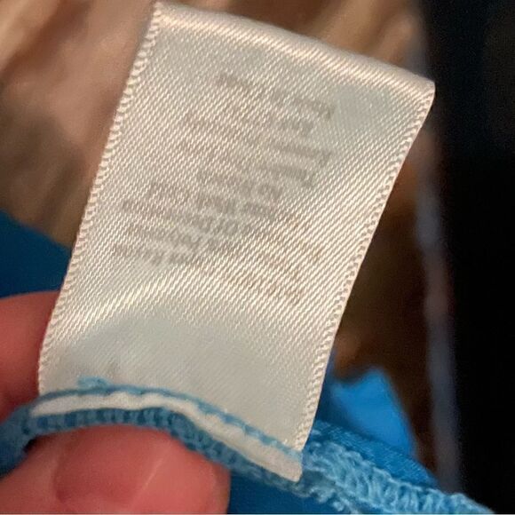 Johnny Was embroidered vneck blouse - Picture 6 of 7